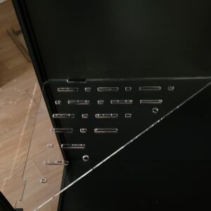 Półka do witryny Rudsta Trójkątna